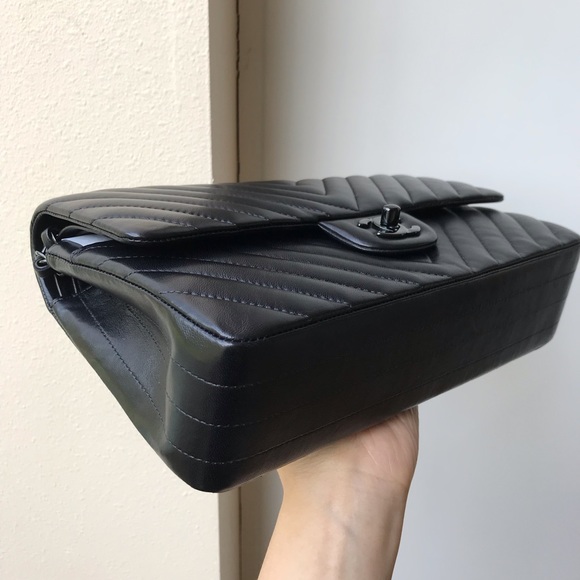 SOLD Chanel medium double flap chevron SO BLACK - Picture 4 of 8